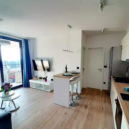 Regina - Free Parking Apartment